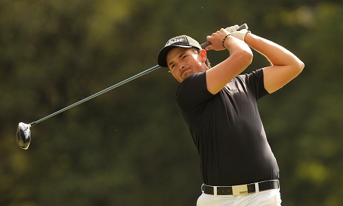 You are currently viewing Follet-Smith seizes early NAC first-round lead