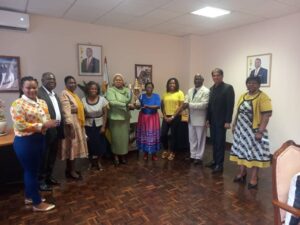Read more about the article Zim Ambassador to Malawi hosts business leaders
