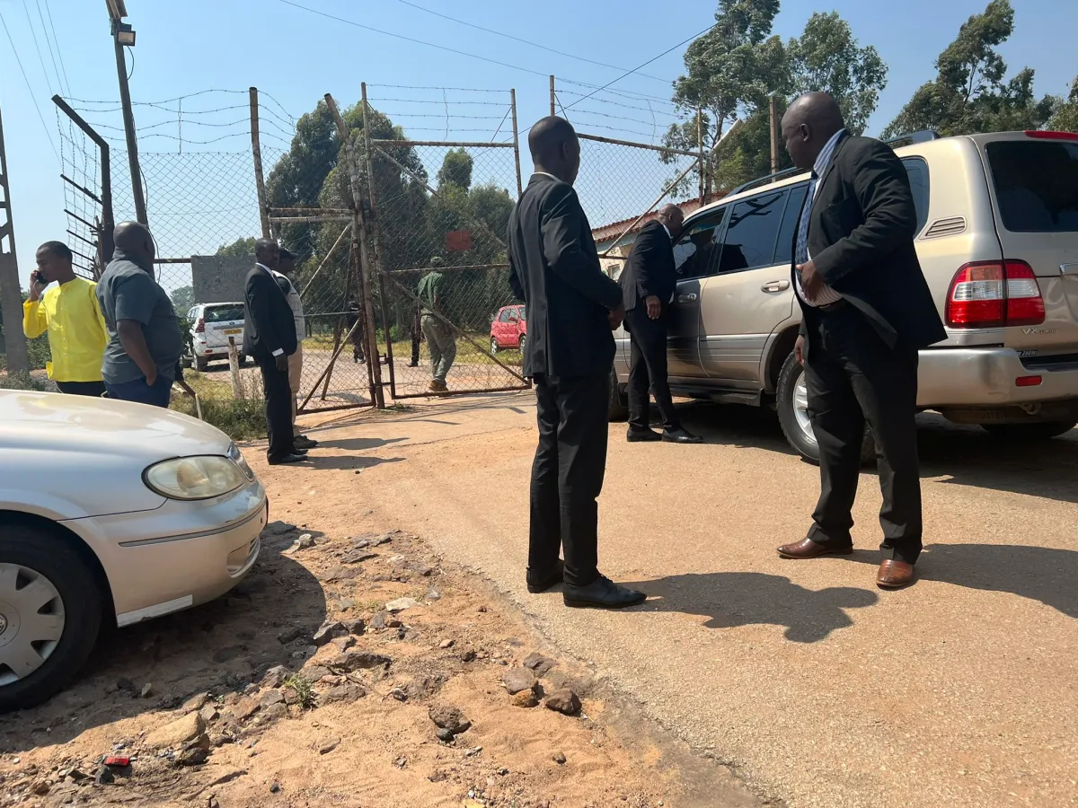 You are currently viewing Chamisa denied access to see Sikhala, Sithole & Nyatsime 16